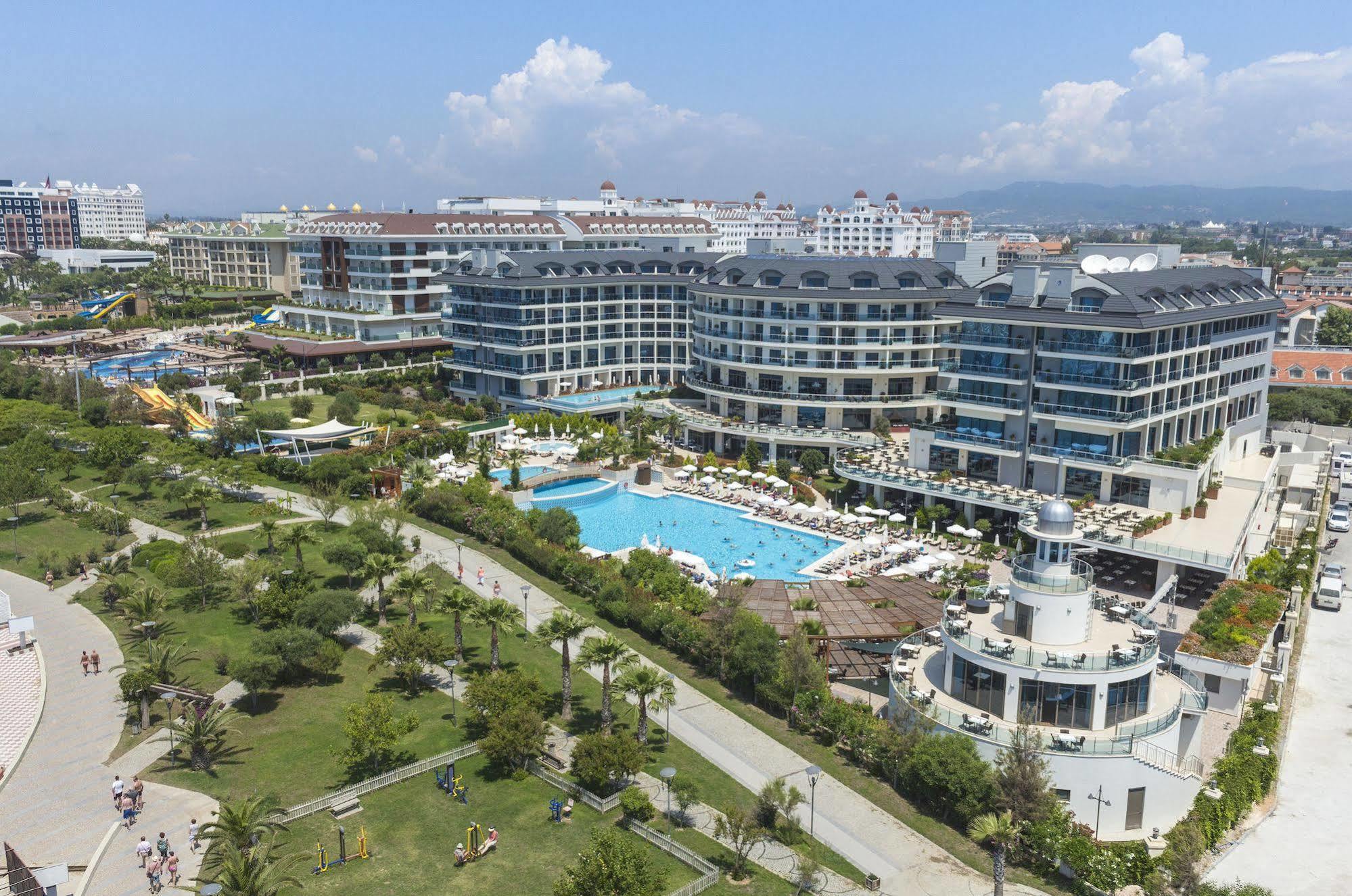 Semesteranläggning (resort) Commodore Elite & Ultra (adults Only)